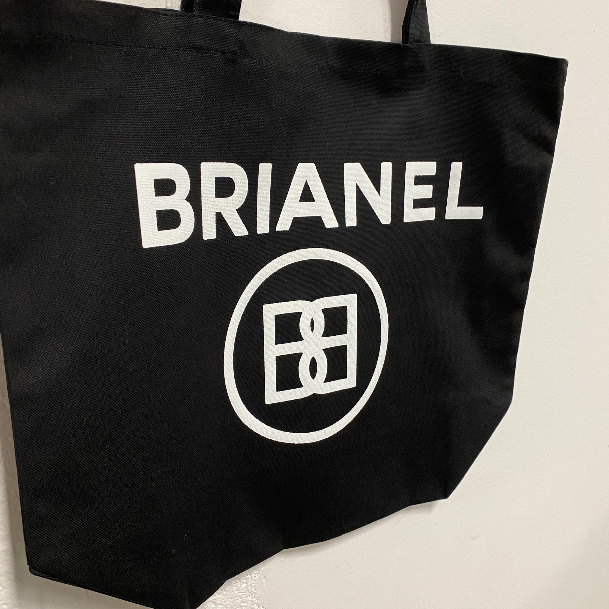 BRIANEL LARGE WHITE PUFF TOTE BAG