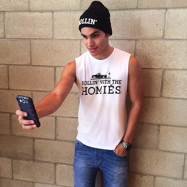 ROLLIN' WITH THE HOMIÉS MUSCLE TEE