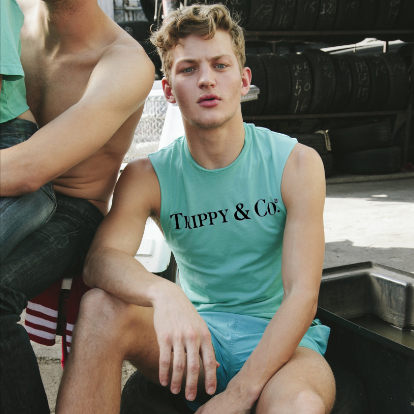 TRIPPY & CO MUSCLE TEE