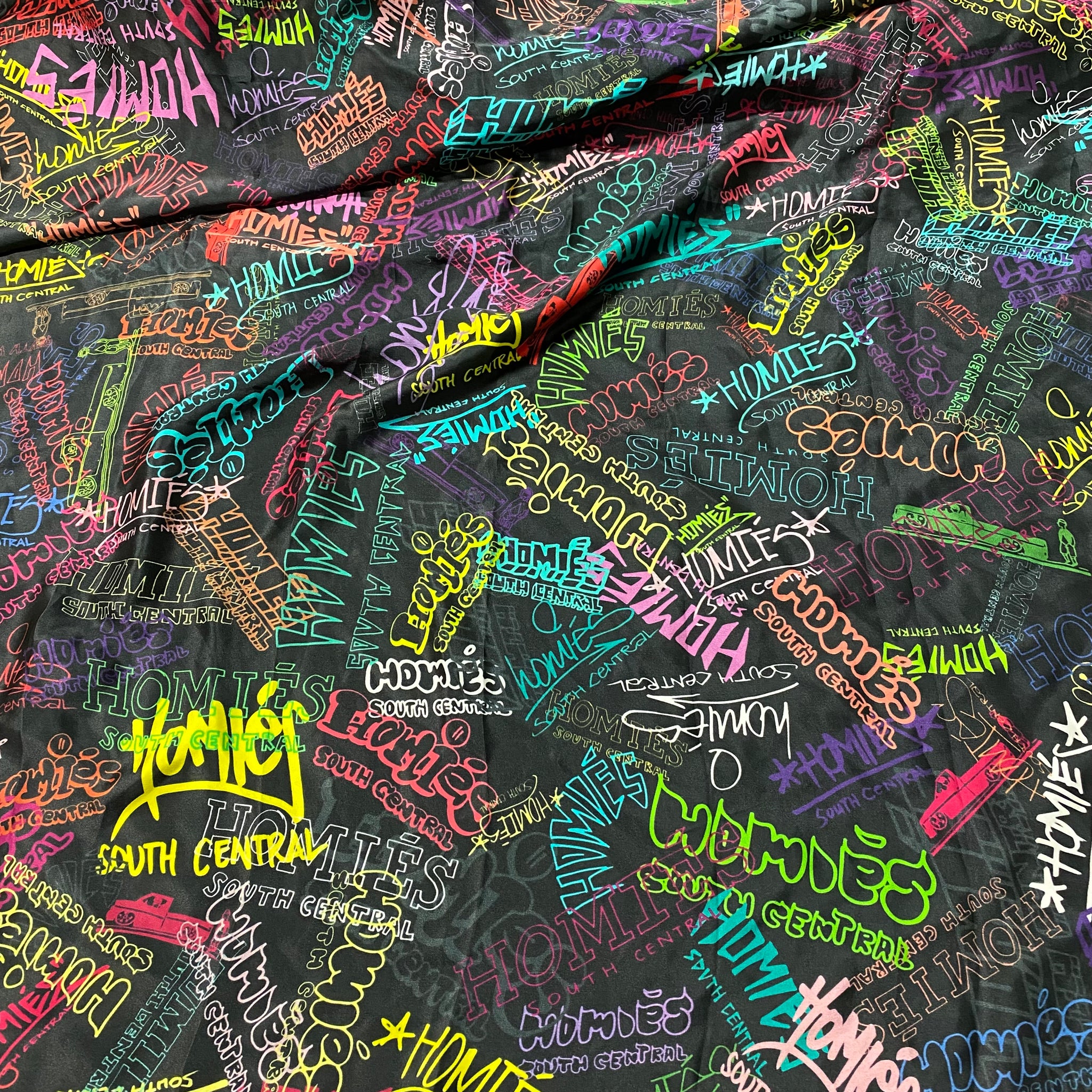HOMIÉS GRAFFITI PRINT SILK SCARF