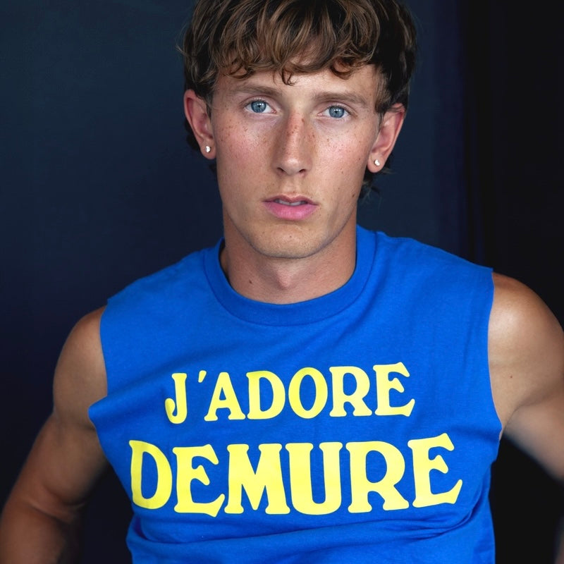 J'ADORE DEMURE MUSCLE TEE