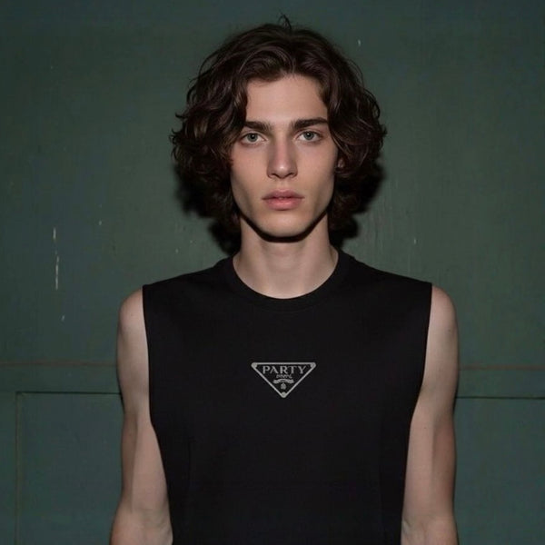 PARTY ANIMAL EMBLEM MUSCLE TEE