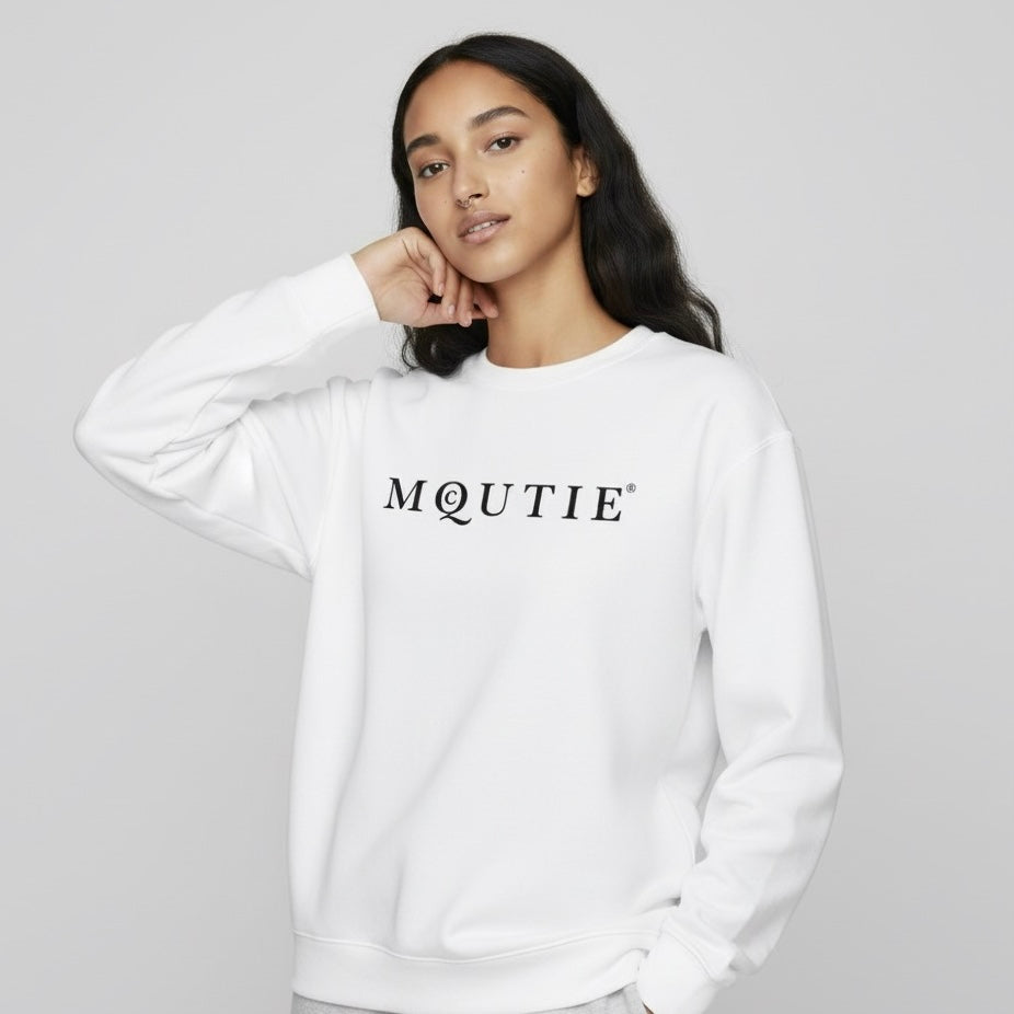 MQCUTIE WHITE SWEATSHIRT