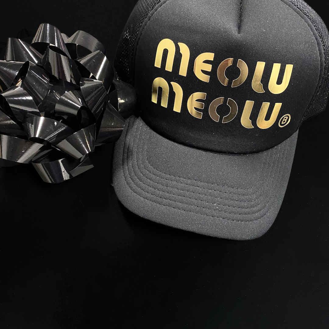 MEOW MEOW MESH TRUCKER HAT