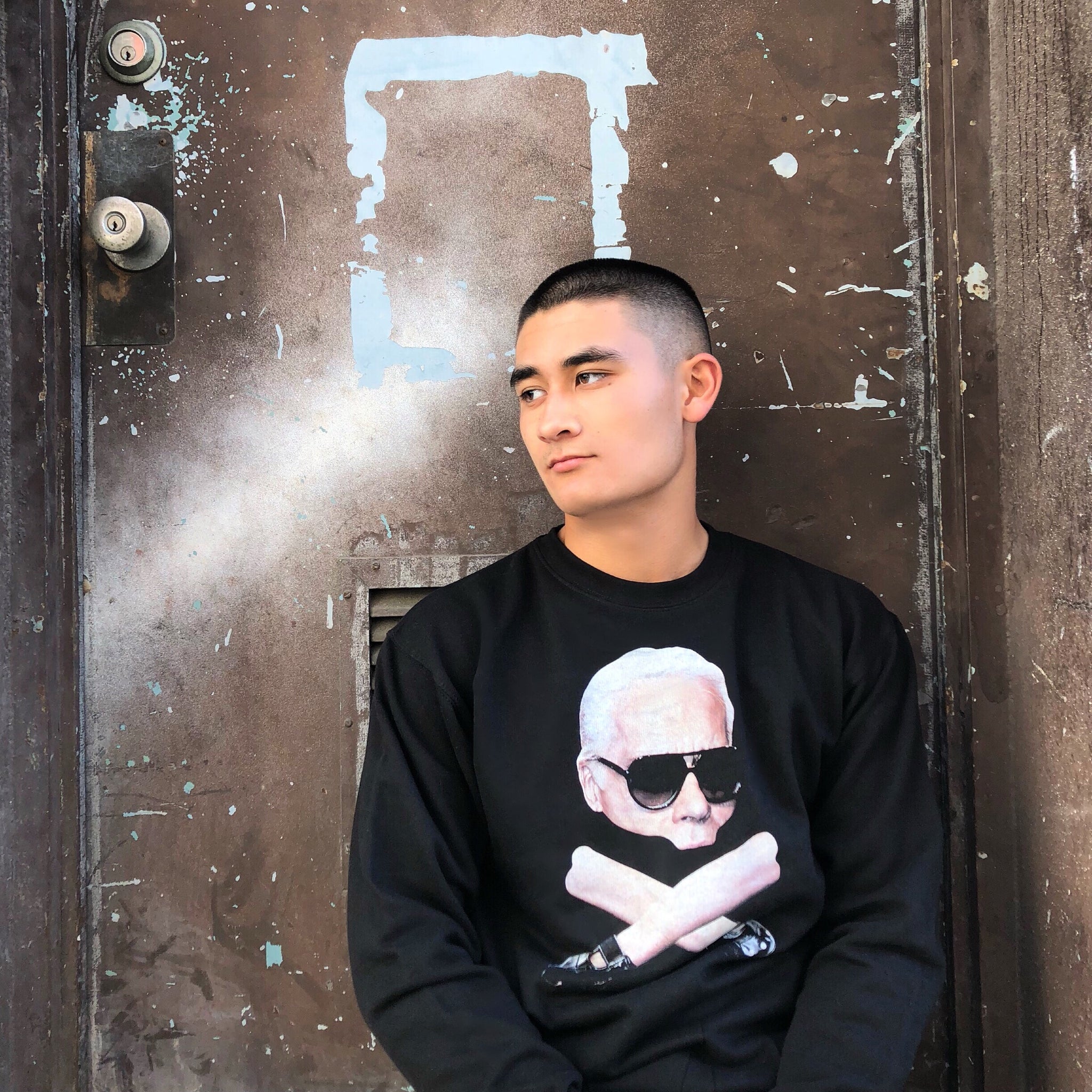 KARL BONES SWEATSHIRT