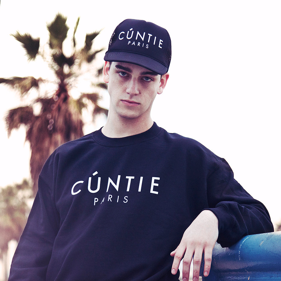 CUNTIE  SWEATSHIRT