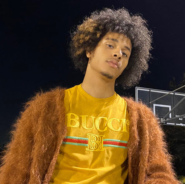 FUZZY TOUCH BUCCI TEE