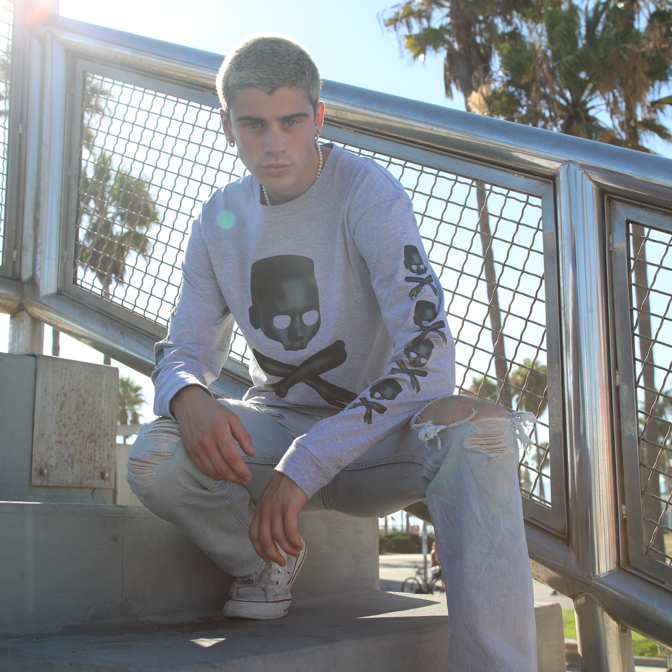 GRACE BONES LONG SLEEVE TEE