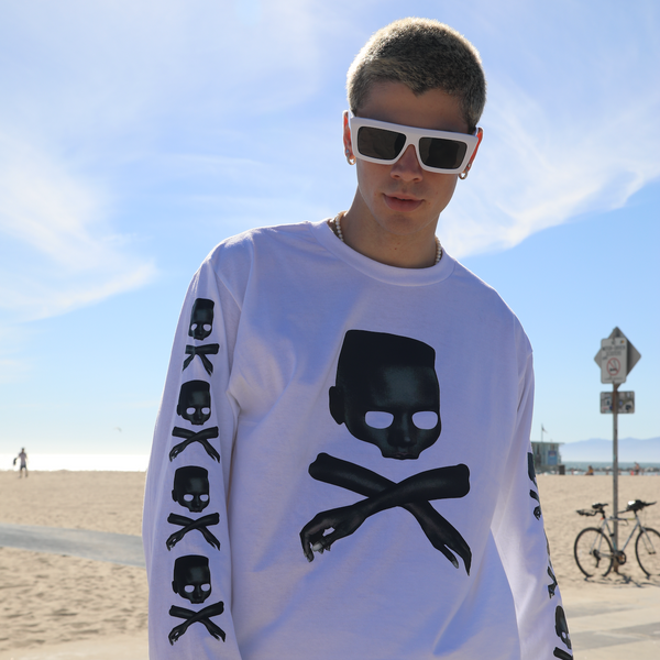 GRACE BONES LONG SLEEVE TEE