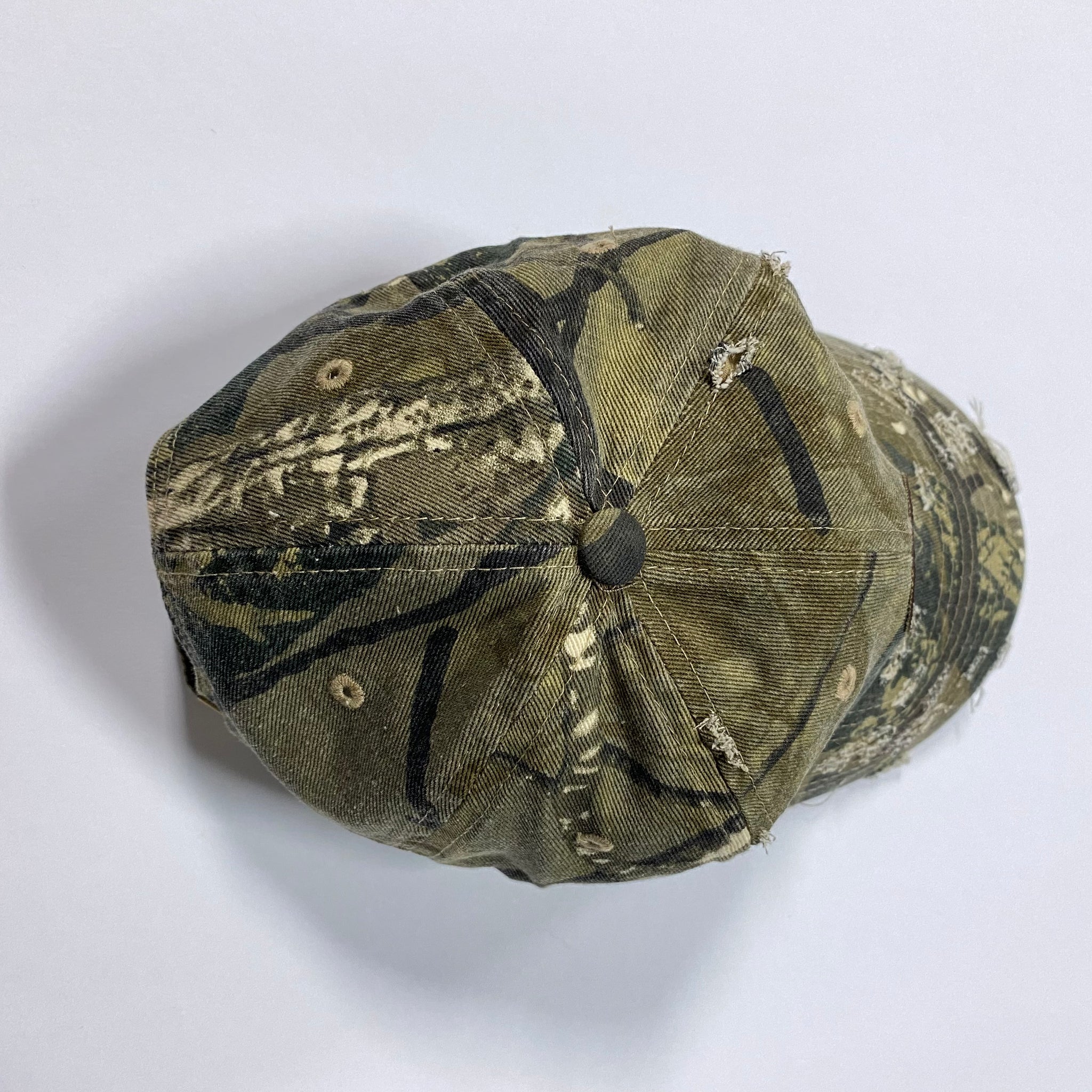 UPCYCLE LV DISTRESSED FOREST CAMO HAT